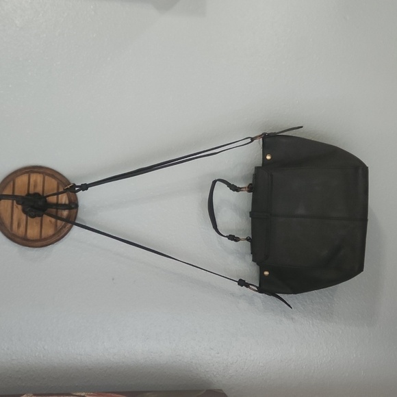 Mystic River Black Satchel Bag - Picture 4 of 9